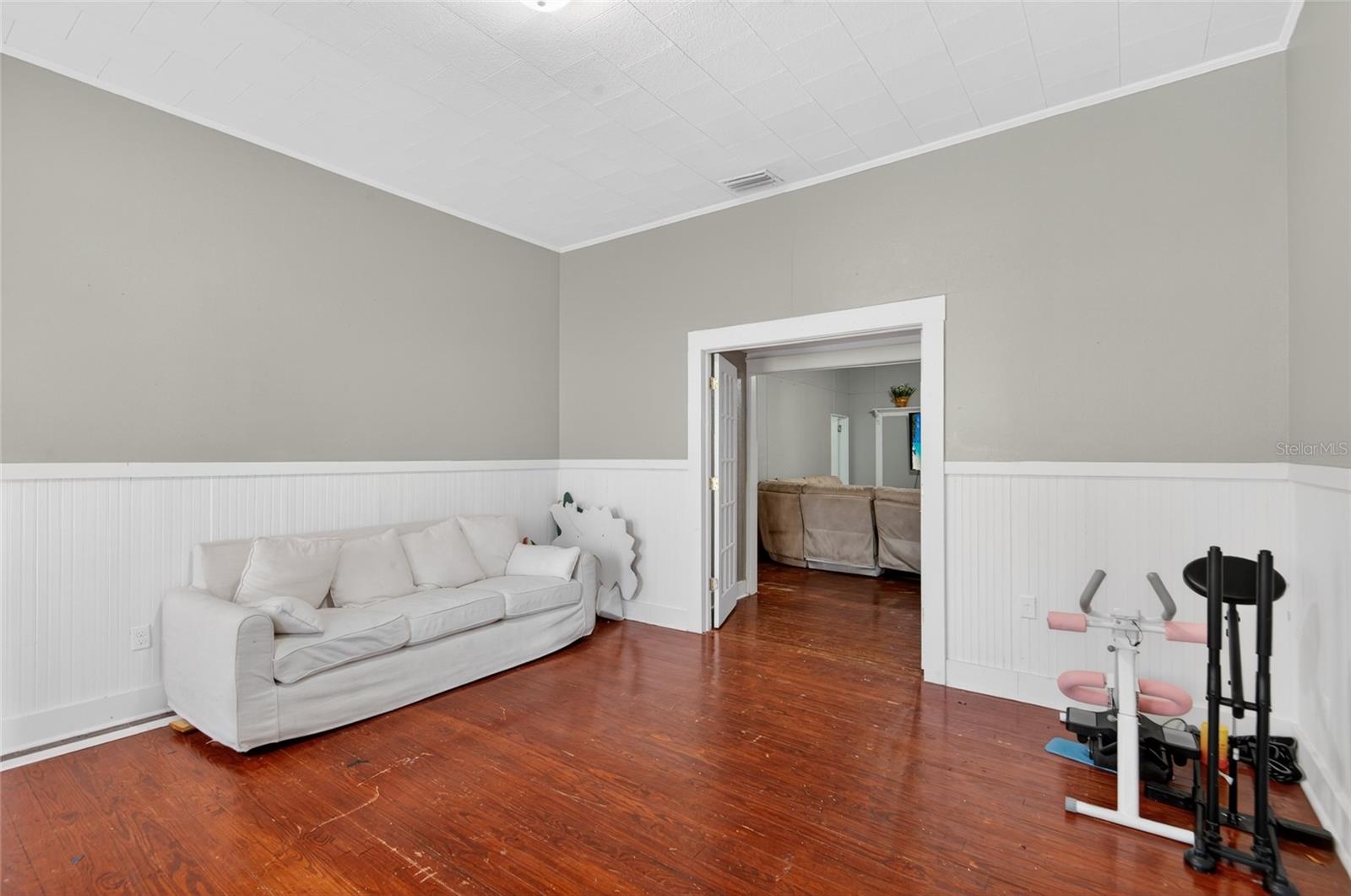 200 N ORANGE AVE, FORT MEADE, FL, 33841