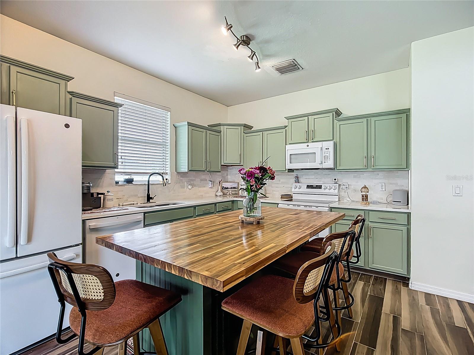 4458 CREEKSIDE DR, MULBERRY, FL, 33860