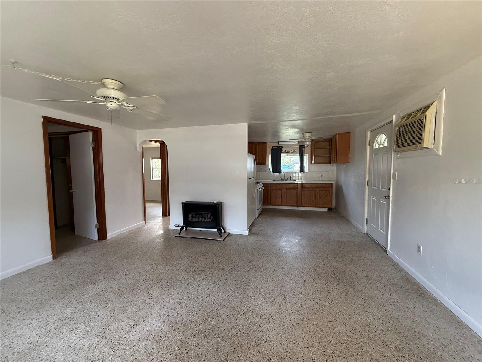 6035 10TH ST, ZEPHYRHILLS, FL, 33542