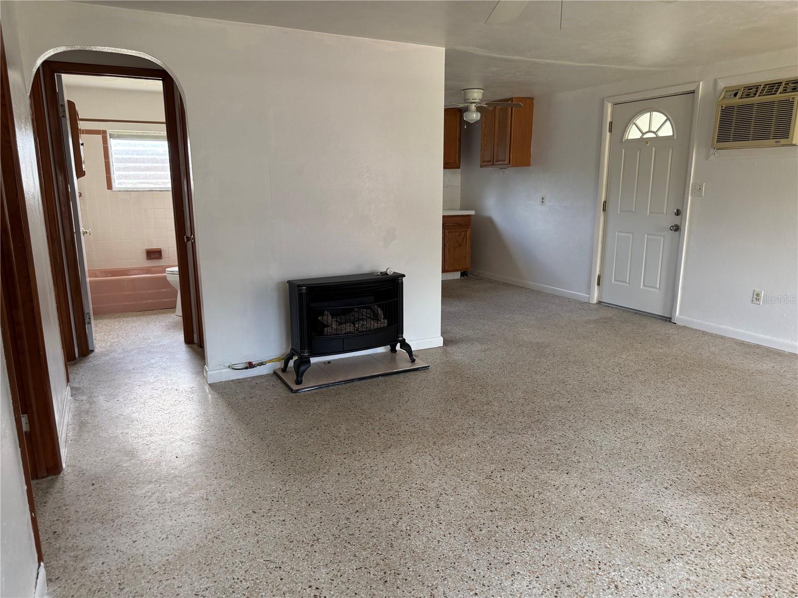 6035 10TH ST, ZEPHYRHILLS, FL, 33542