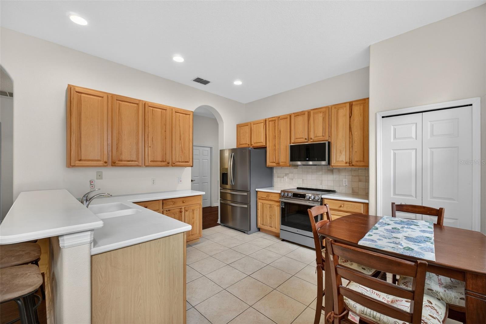111 FLAME VINE WAY, GROVELAND, FL, 34736