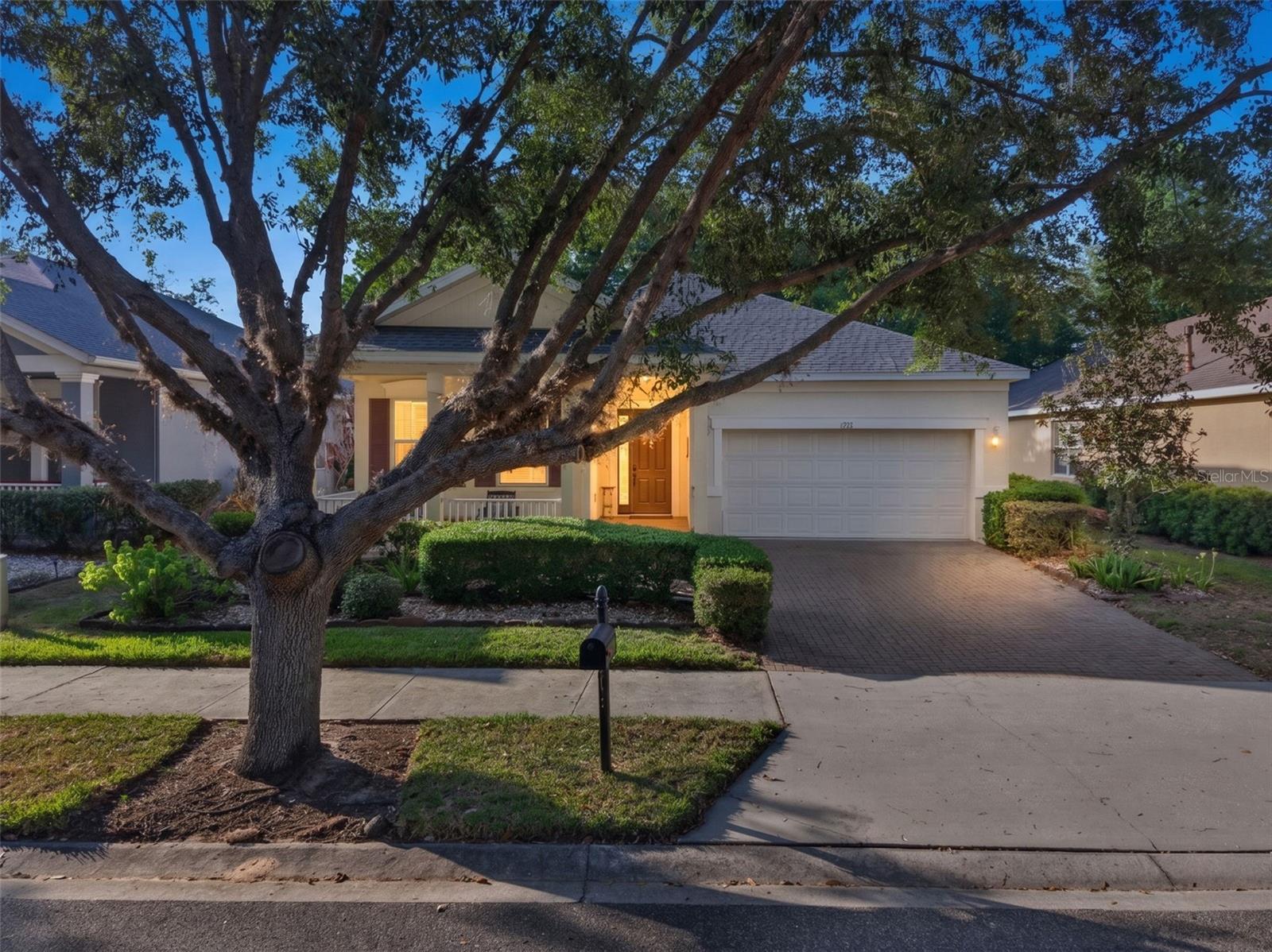 111 FLAME VINE WAY, GROVELAND, FL, 34736
