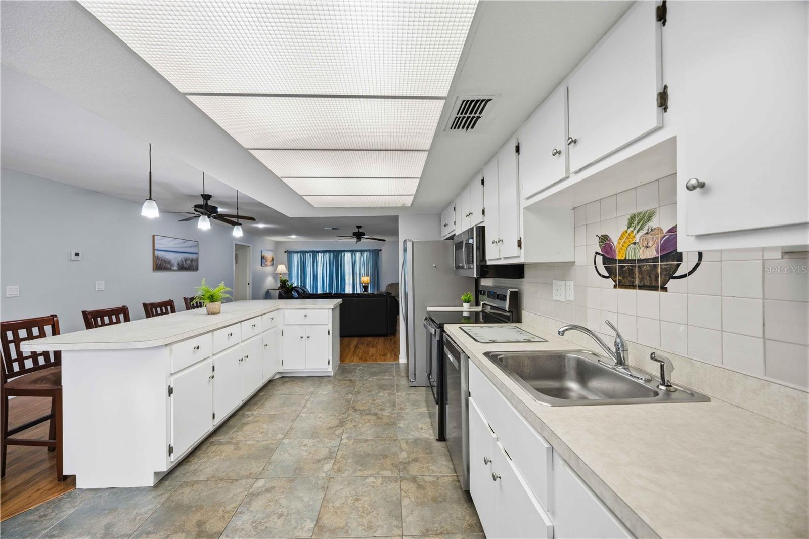 2091 CANNOLOT BLVD, PORT CHARLOTTE, FL, 33948