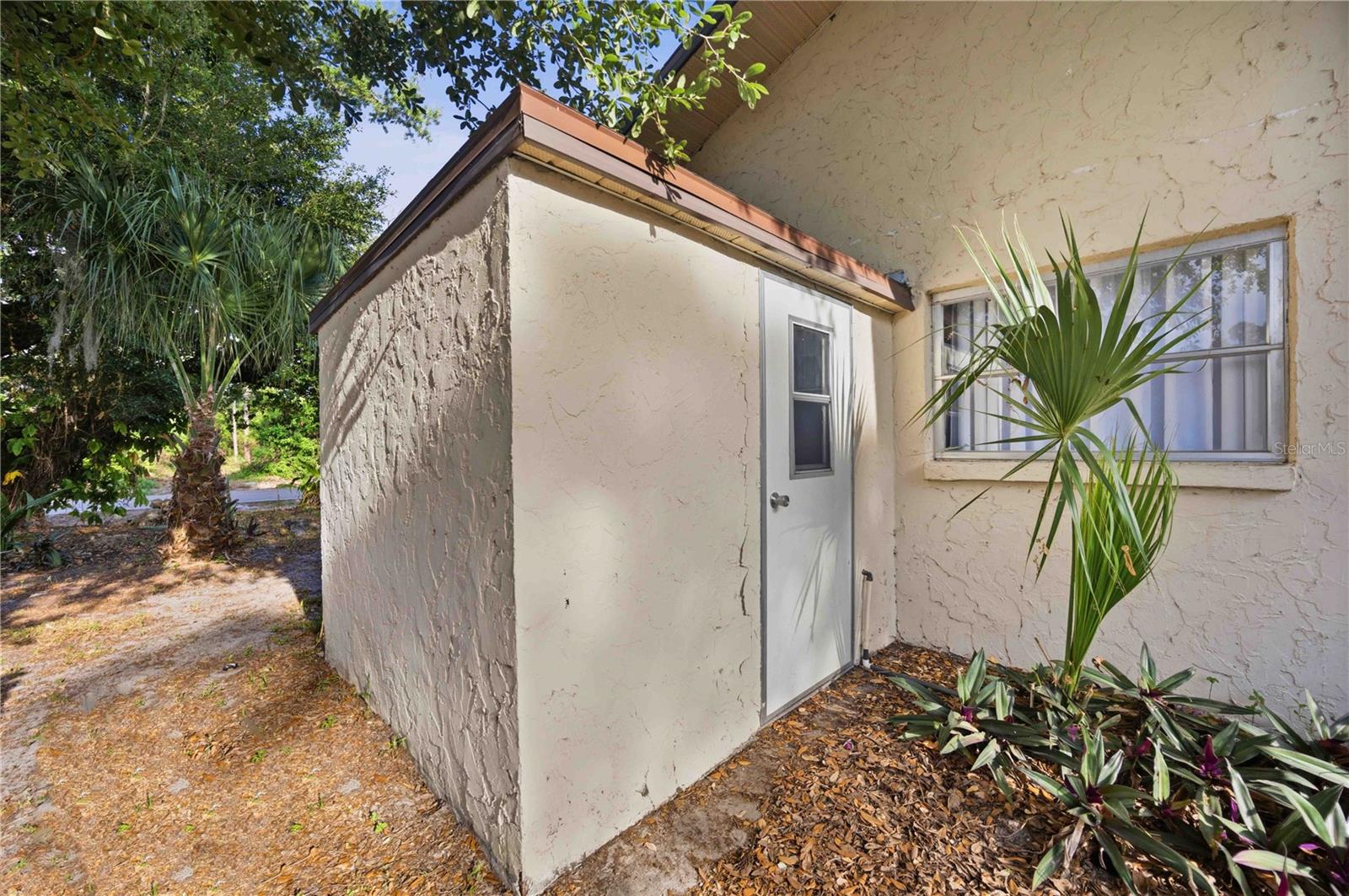 2091 CANNOLOT BLVD, PORT CHARLOTTE, FL, 33948