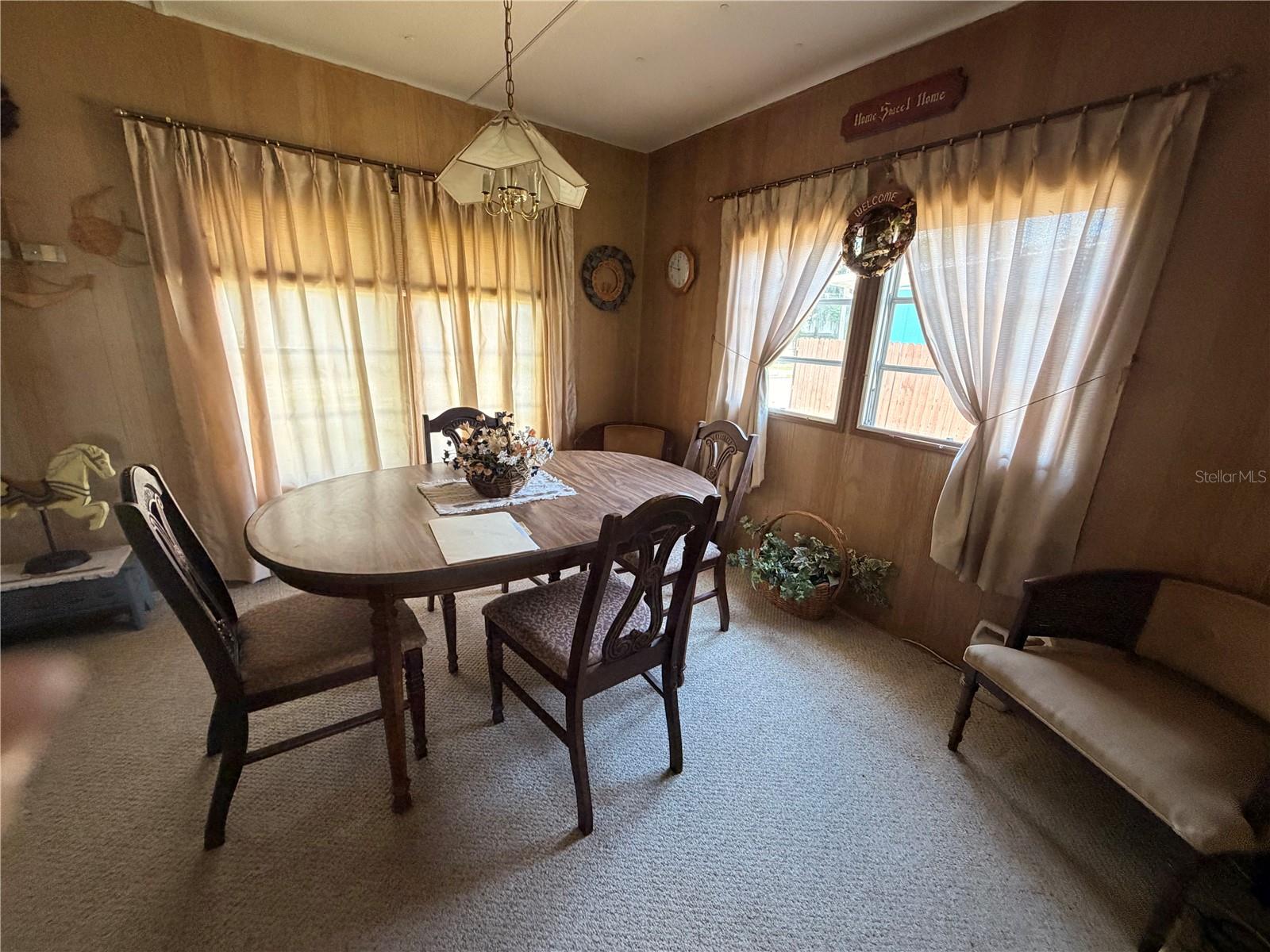 56340 ACORN RD, ASTOR, FL, 32102