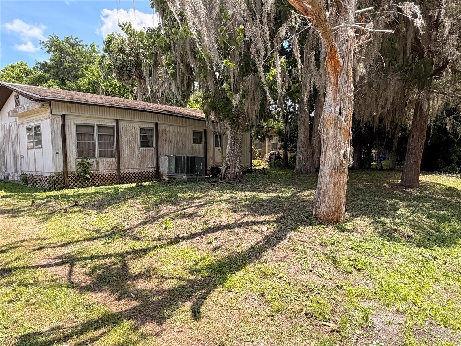 56340 ACORN RD, ASTOR, FL, 32102