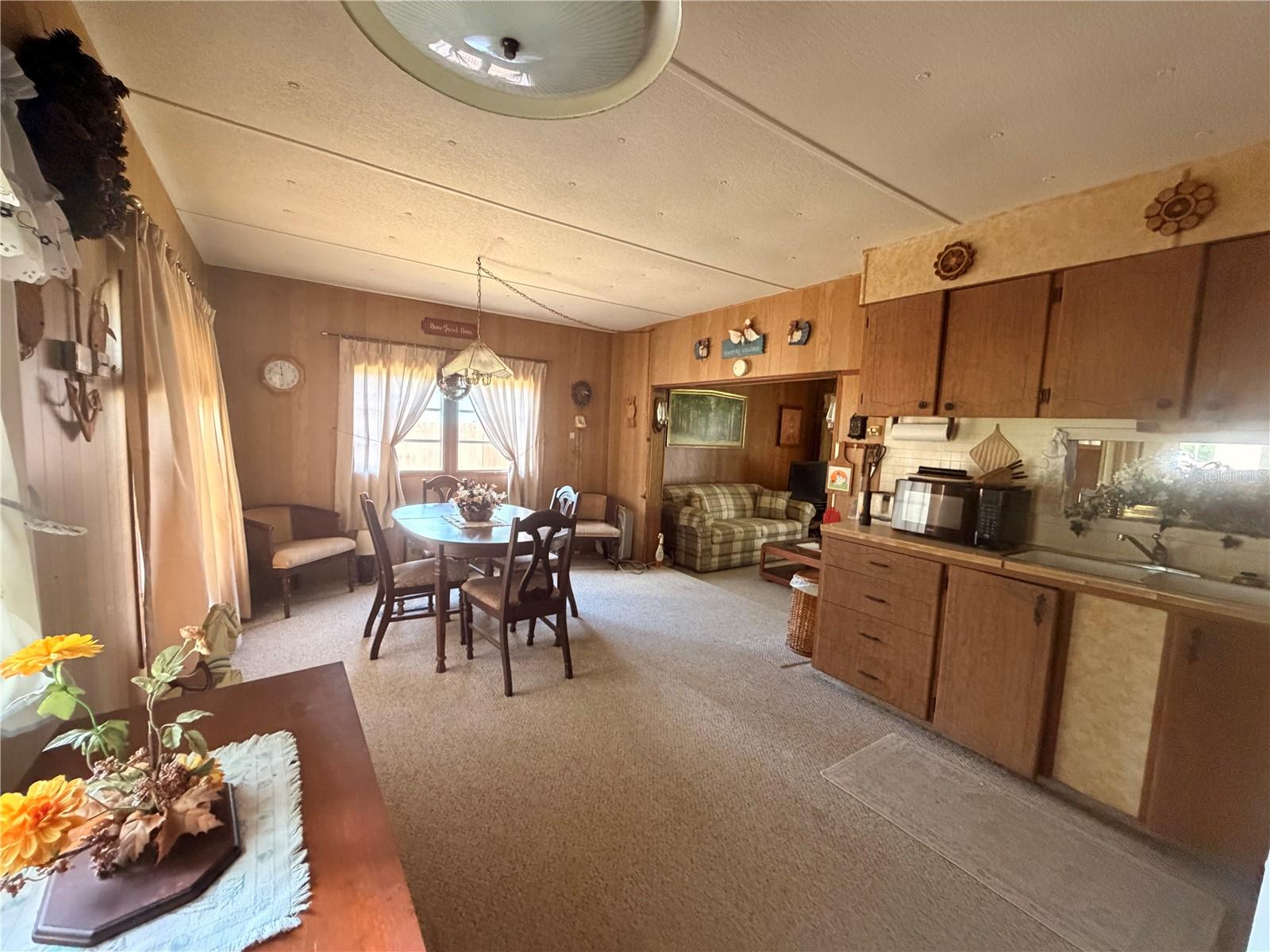 56340 ACORN RD, ASTOR, FL, 32102