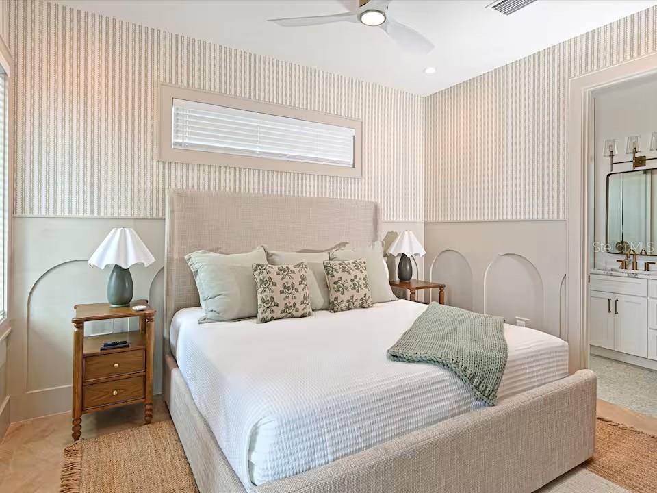 2209 AVENUE B, BRADENTON BEACH, FL, 34217