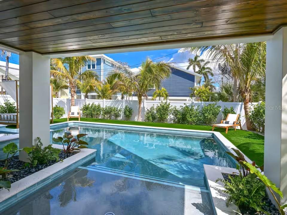 2209 AVENUE B, BRADENTON BEACH, FL, 34217