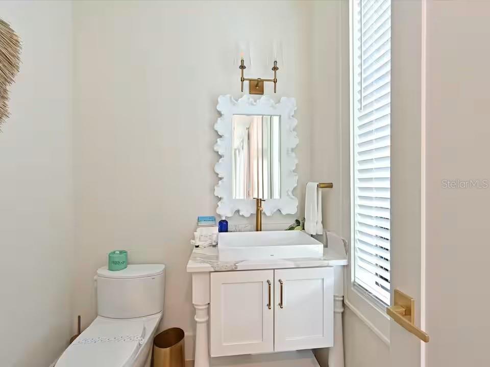 2209 AVENUE B, BRADENTON BEACH, FL, 34217