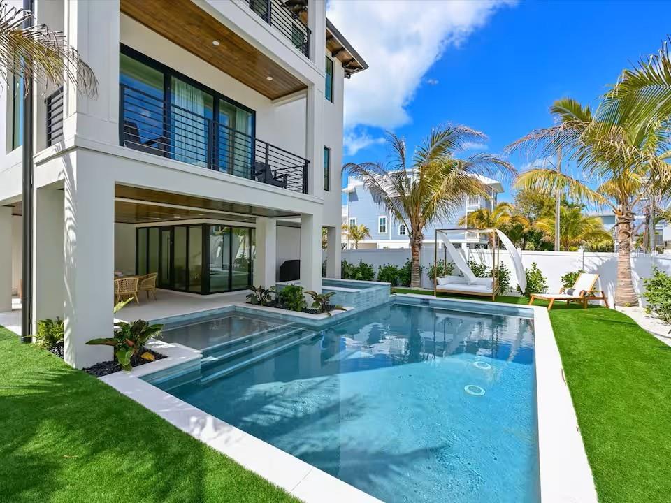 2209 AVENUE B, BRADENTON BEACH, FL, 34217