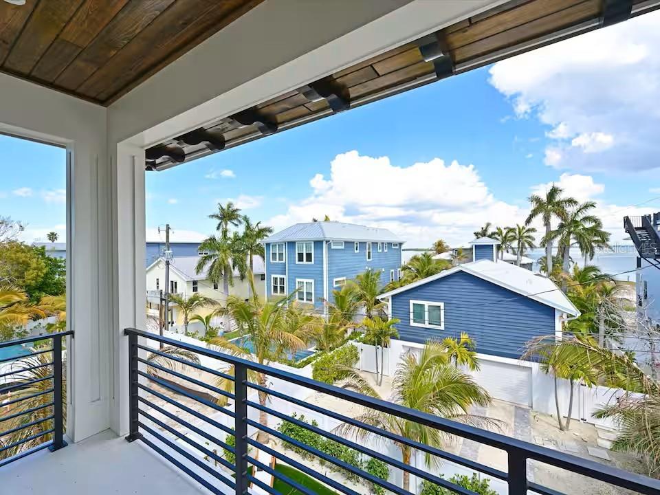 2209 AVENUE B, BRADENTON BEACH, FL, 34217