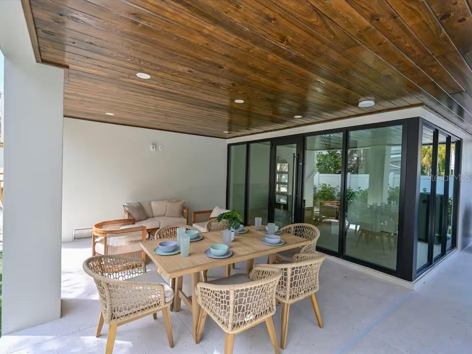 2209 AVENUE B, BRADENTON BEACH, FL, 34217