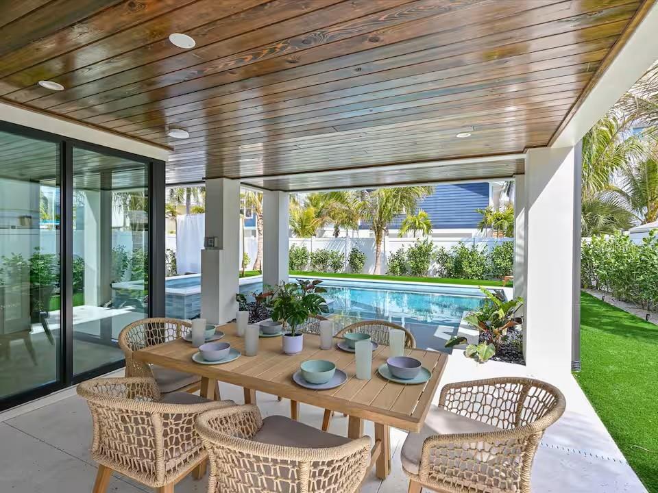 2209 AVENUE B, BRADENTON BEACH, FL, 34217
