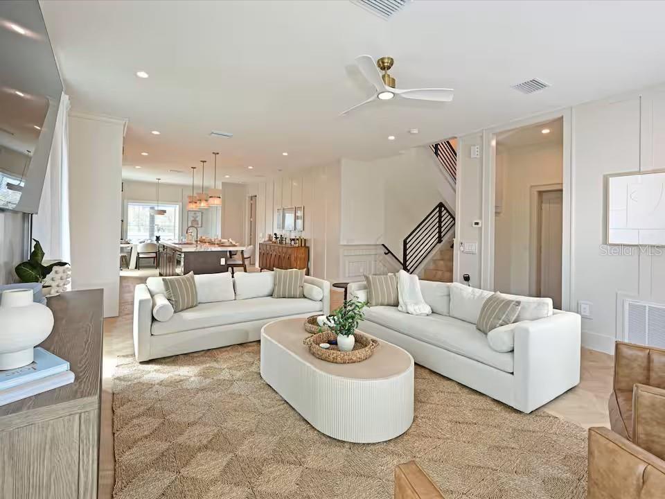 2209 AVENUE B, BRADENTON BEACH, FL, 34217