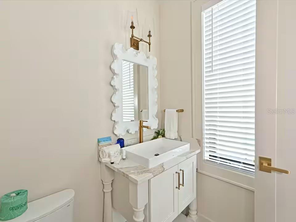 2209 AVENUE B, BRADENTON BEACH, FL, 34217