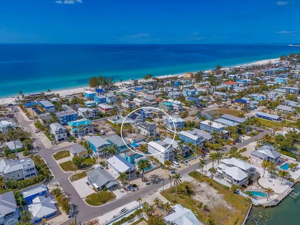 2209 AVENUE B, BRADENTON BEACH, FL, 34217