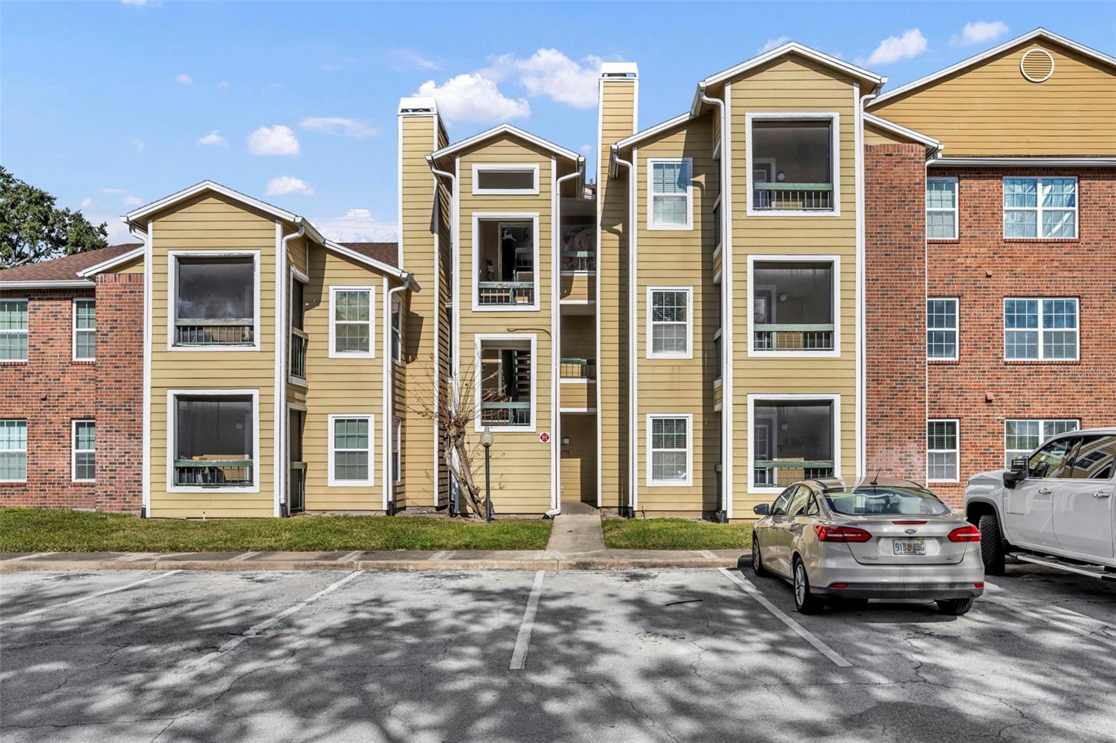 5600 DEVONBRIAR WAY #N203, ORLANDO, FL, 32822