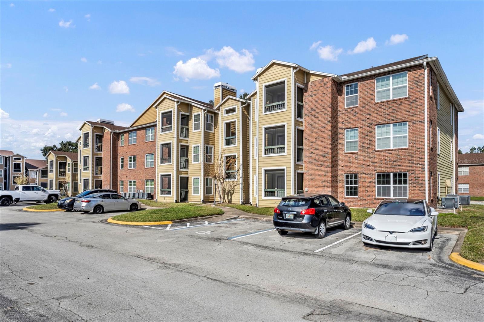 5600 DEVONBRIAR WAY #N203, ORLANDO, FL, 32822