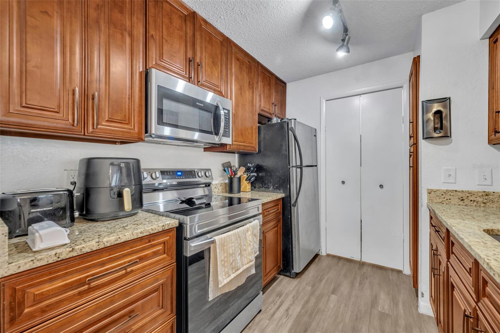 5600 DEVONBRIAR WAY #N203, ORLANDO, FL, 32822