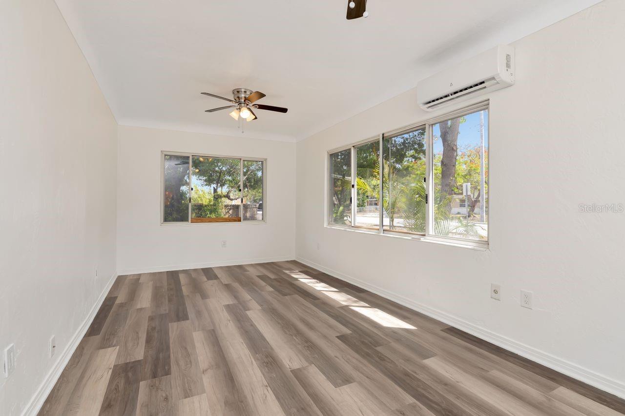4939 HAINES RD N, ST PETERSBURG, FL, 33714