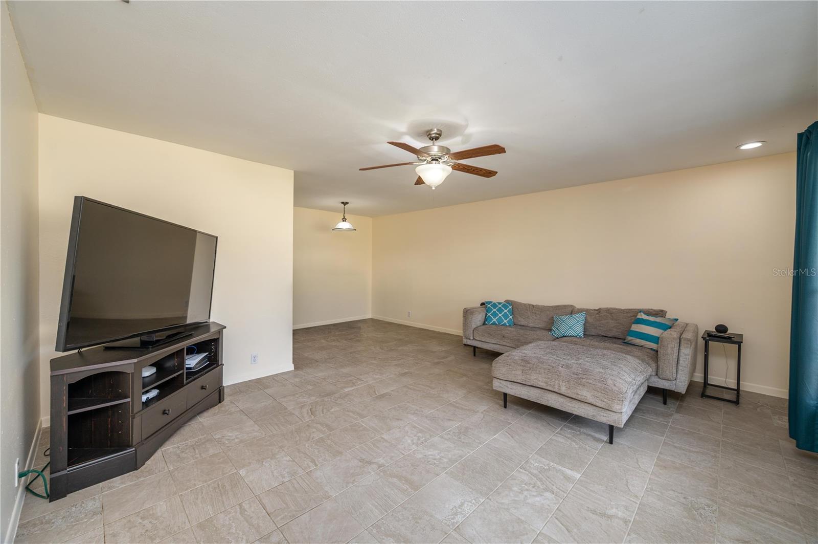 136 LAKE RING DR, WINTER HAVEN, FL, 33884