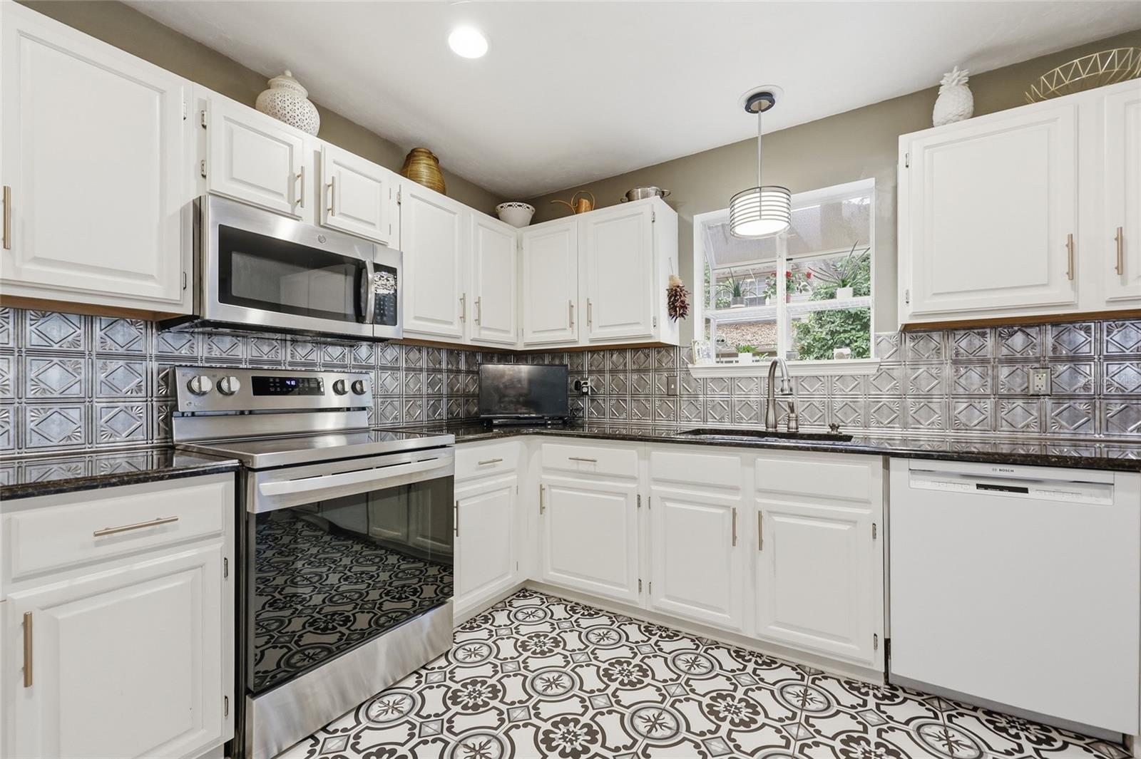 9702 SW 52ND LN, GAINESVILLE, FL, 32608