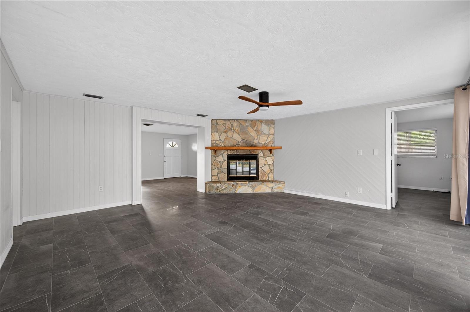 7464 CASS CIR, SARASOTA, FL, 34231
