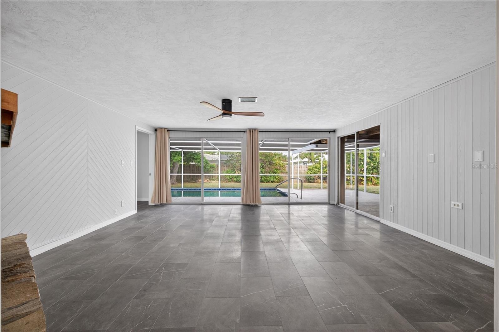 7464 CASS CIR, SARASOTA, FL, 34231