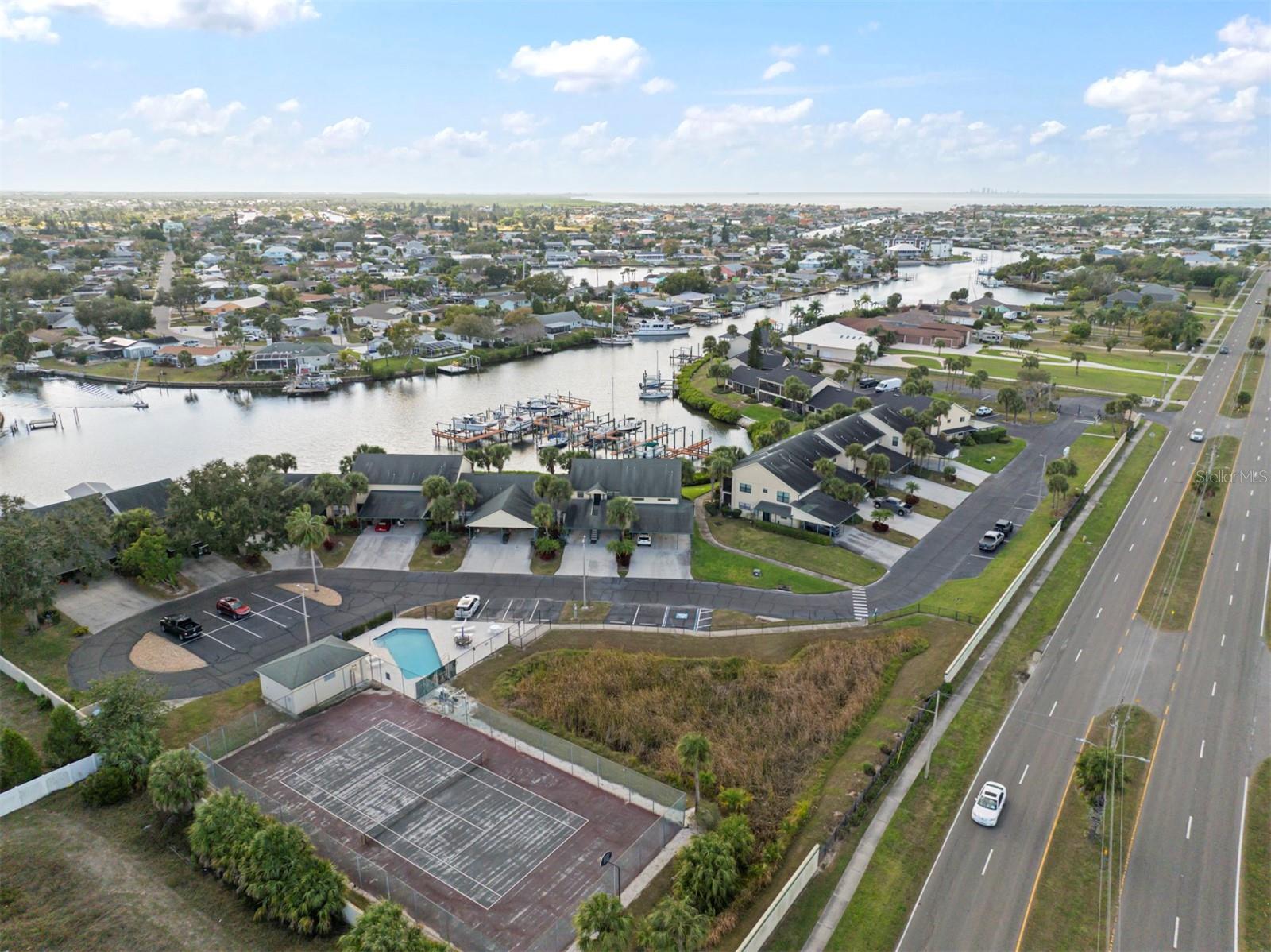 634 YARDARM DR, APOLLO BEACH, FL, 33572