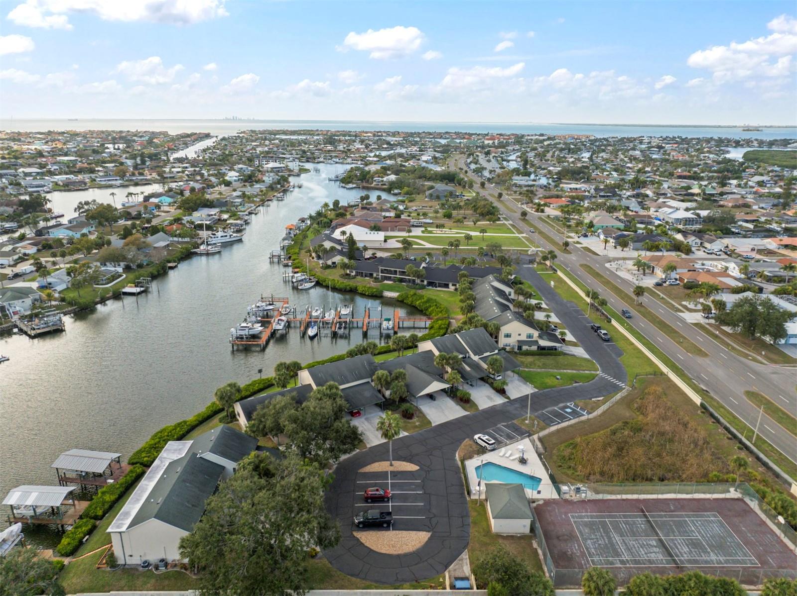 634 YARDARM DR, APOLLO BEACH, FL, 33572