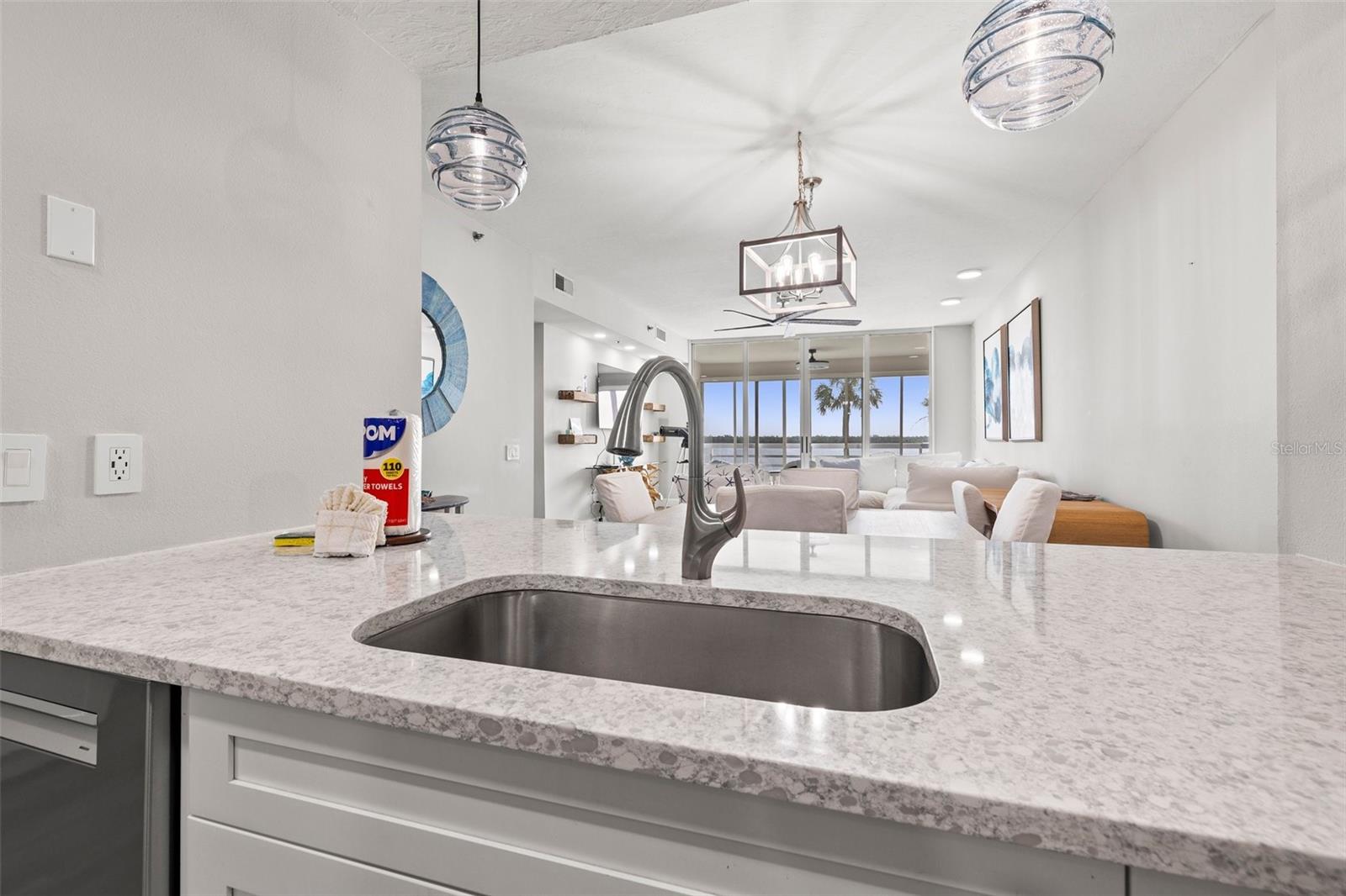 615 DREAM ISLAND PL #210, LONGBOAT KEY, FL, 34228