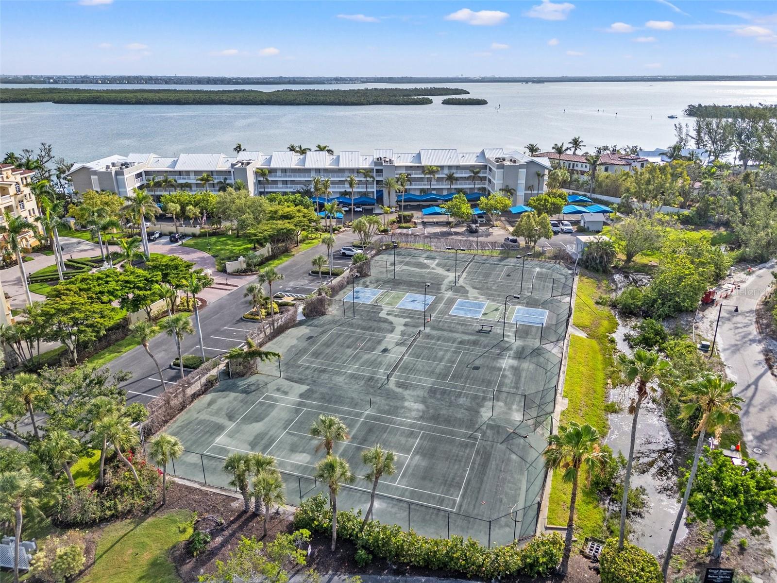 615 DREAM ISLAND PL #210, LONGBOAT KEY, FL, 34228