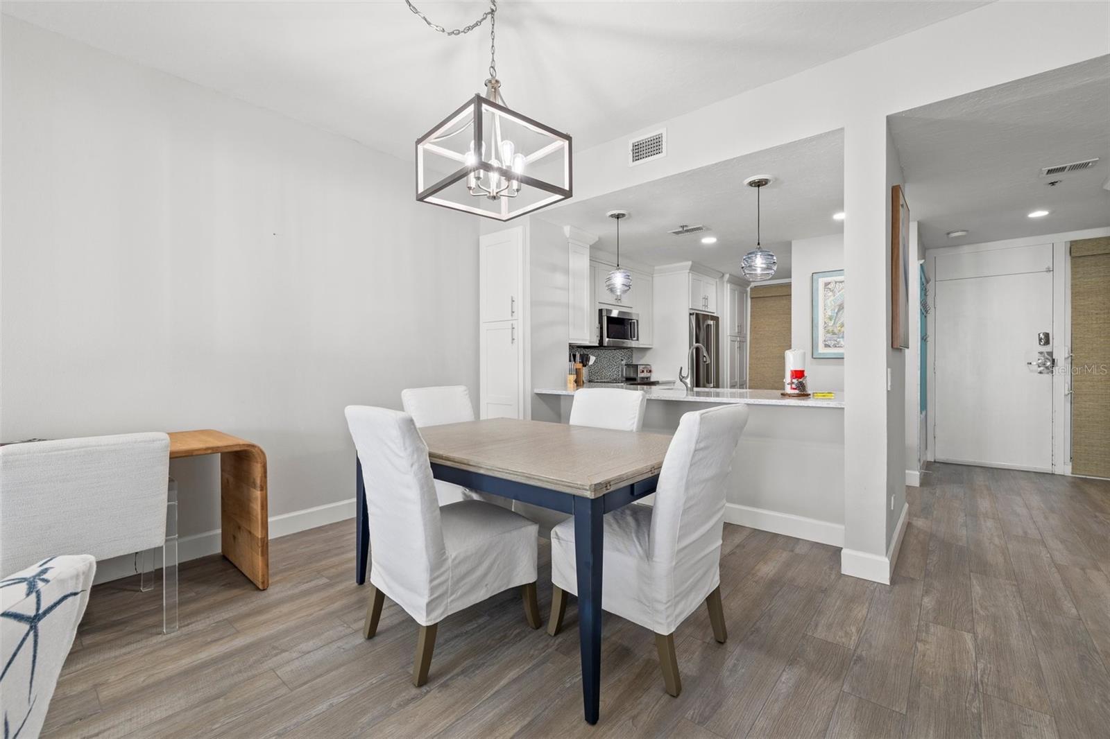 615 DREAM ISLAND PL #210, LONGBOAT KEY, FL, 34228