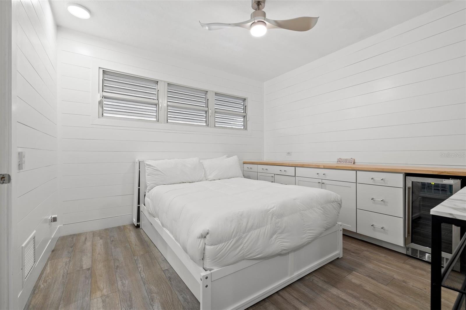 615 DREAM ISLAND PL #210, LONGBOAT KEY, FL, 34228