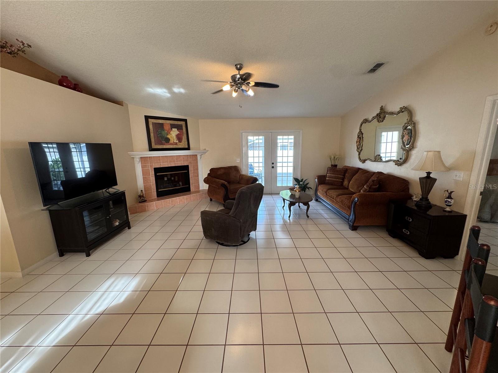 1915 CHENEY CT, LUTZ, FL, 33549