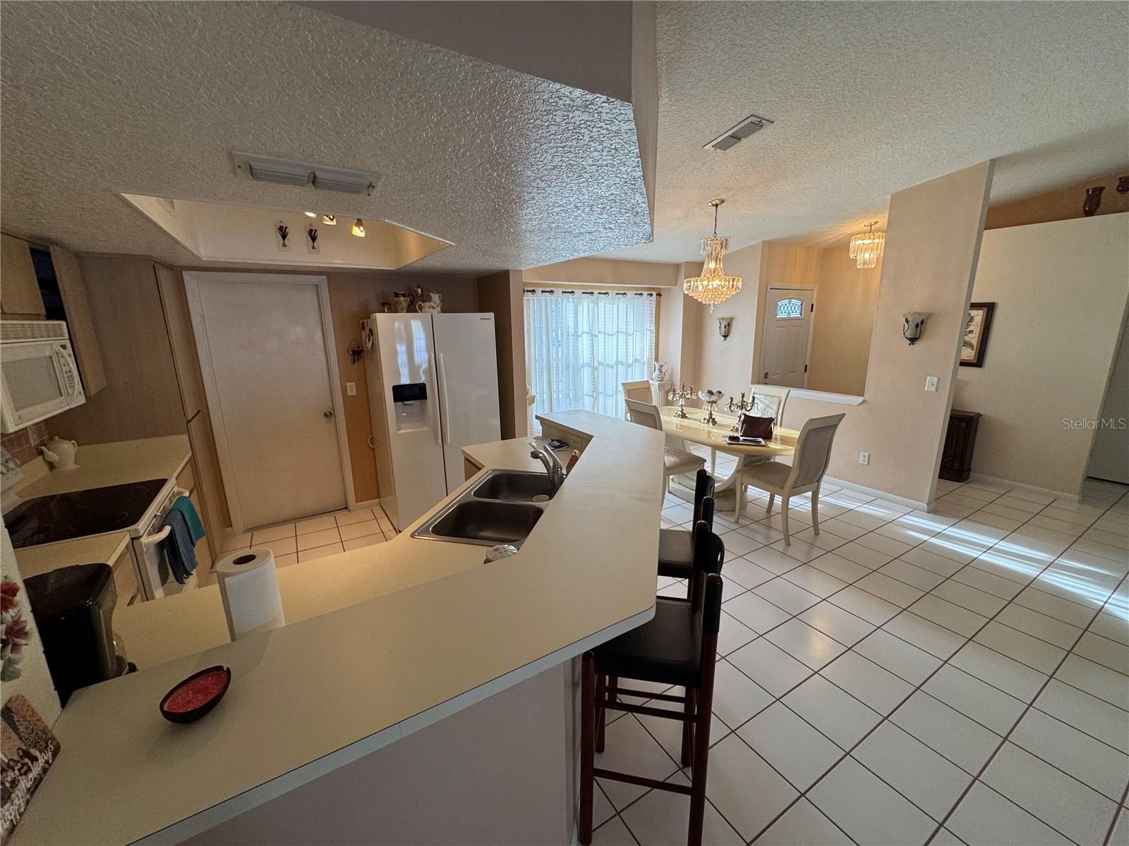 1915 CHENEY CT, LUTZ, FL, 33549