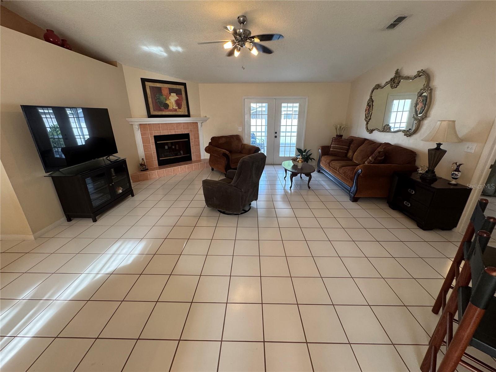 1915 CHENEY CT, LUTZ, FL, 33549