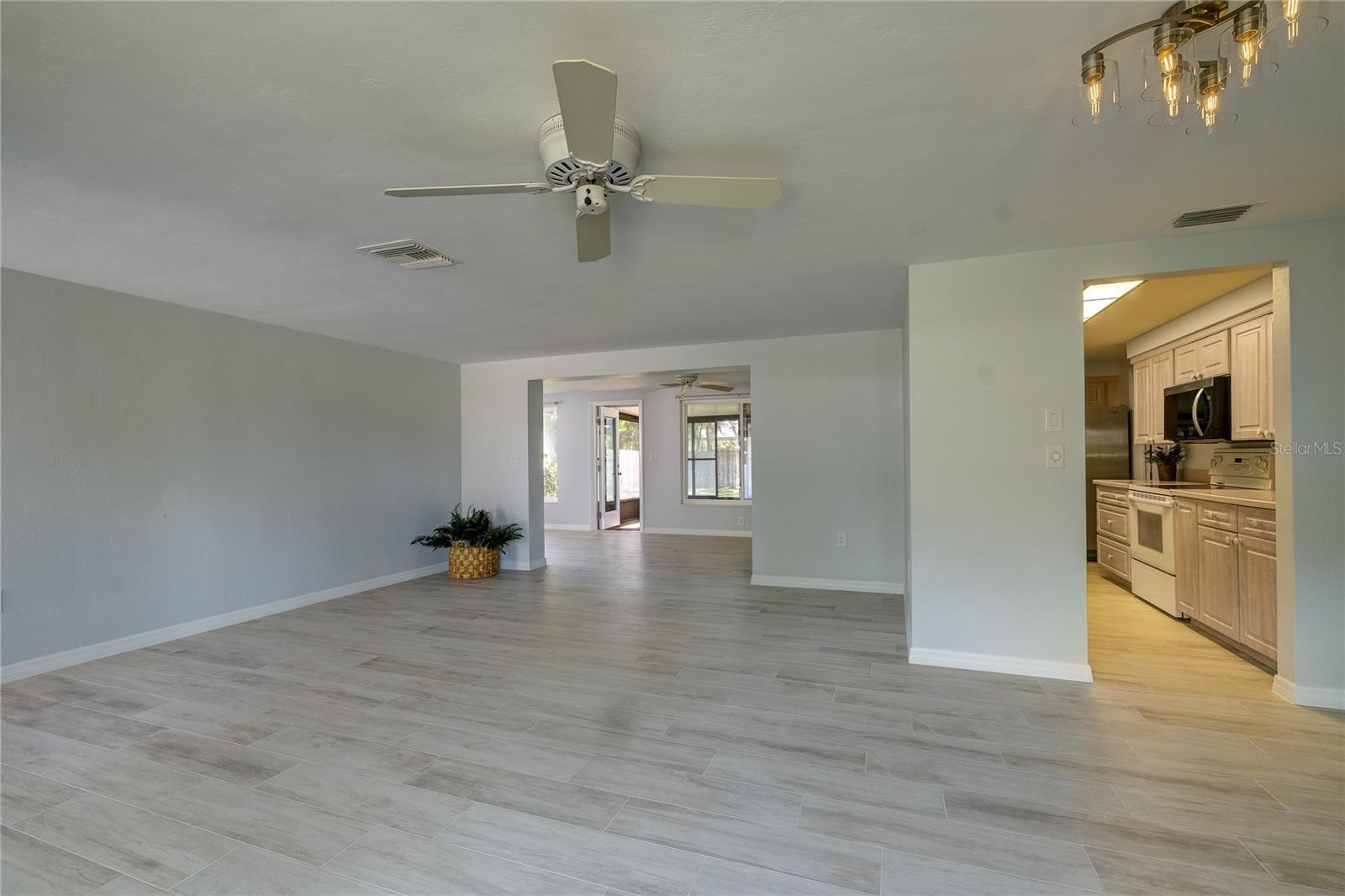 3024 CHASE CIR, SARASOTA, FL, 34231