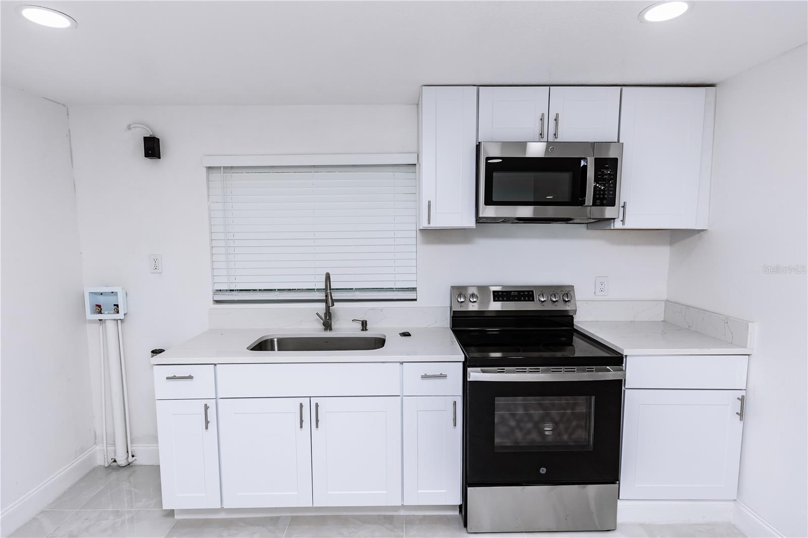 902 MARSHALL ST, CLEARWATER, FL, 33755