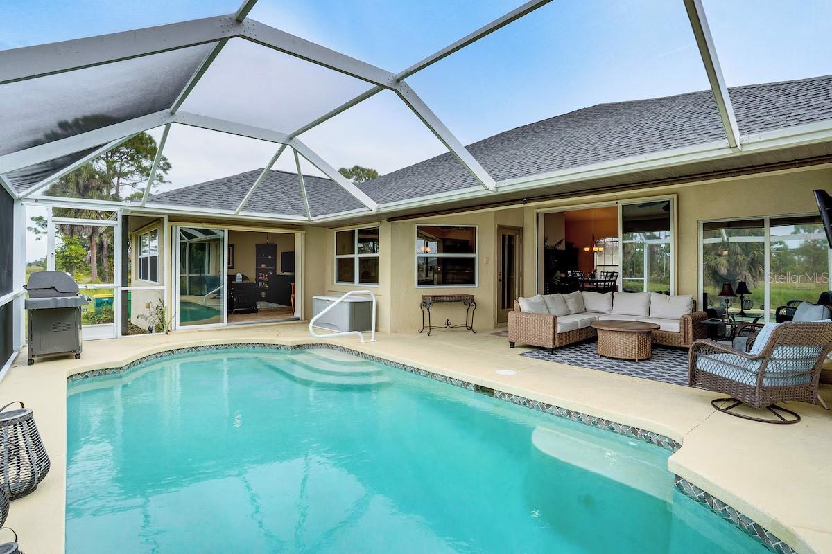 289 W PINE VALLEY LN, ROTONDA WEST, FL, 33947