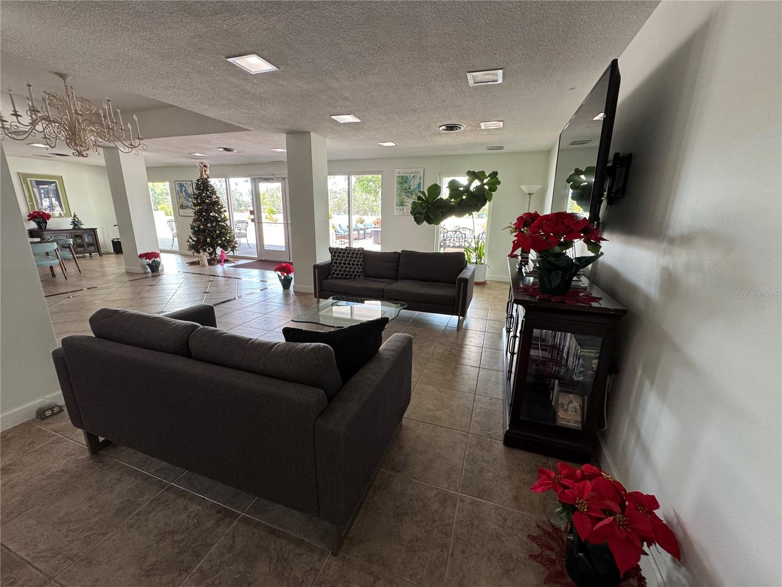 33 S GULFSTREAM AVE #409, SARASOTA, FL, 34236