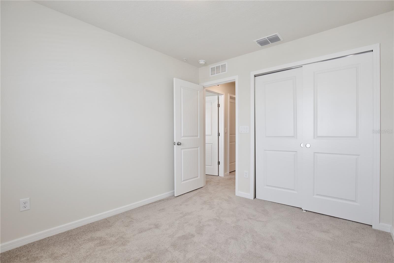 5586 PINELAND RUN, ORLANDO, FL, 32829
