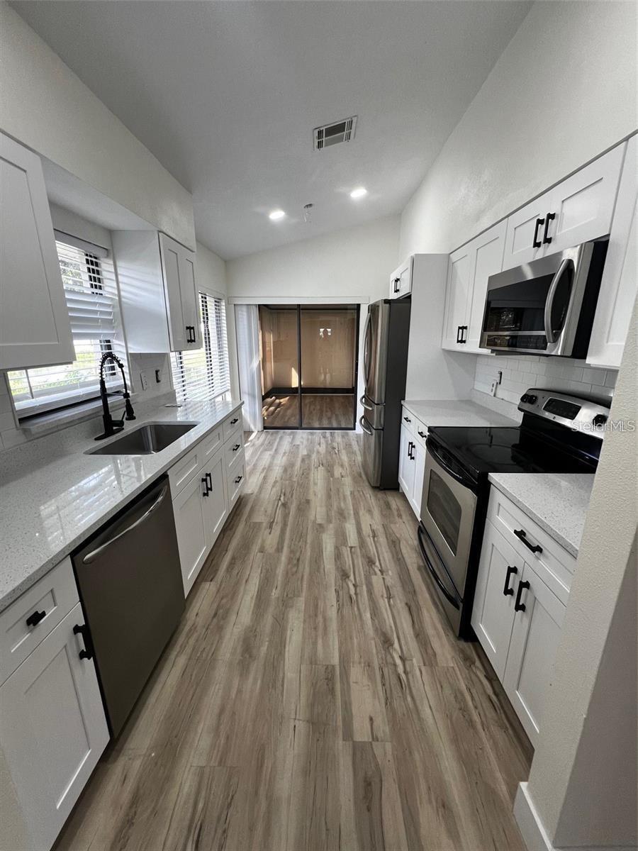 339 PEMBROKE LN S #228, VENICE, FL, 34293