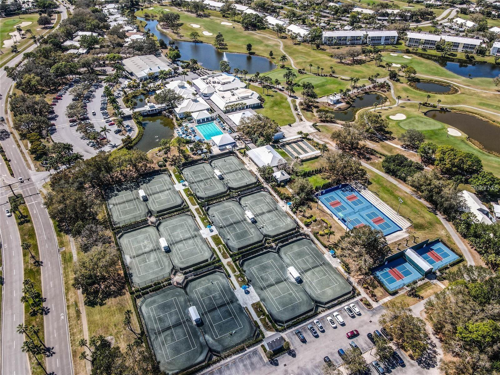 339 PEMBROKE LN S #228, VENICE, FL, 34293