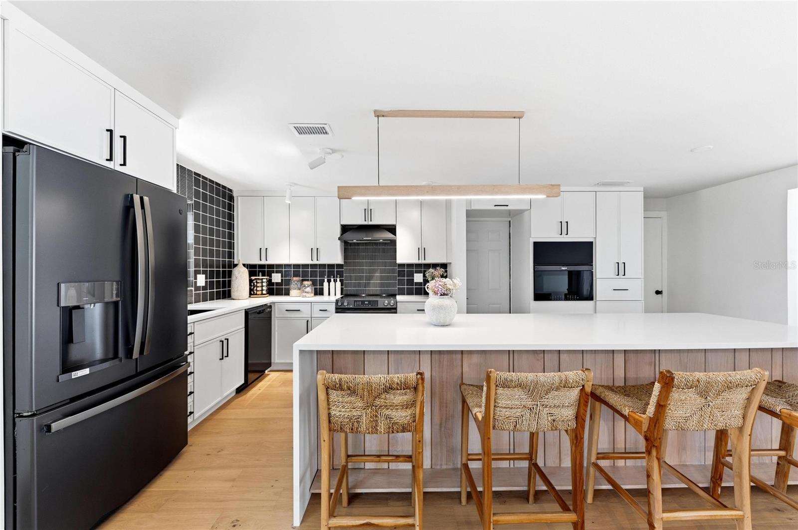 2513 CROTON AVE, SARASOTA, FL, 34239
