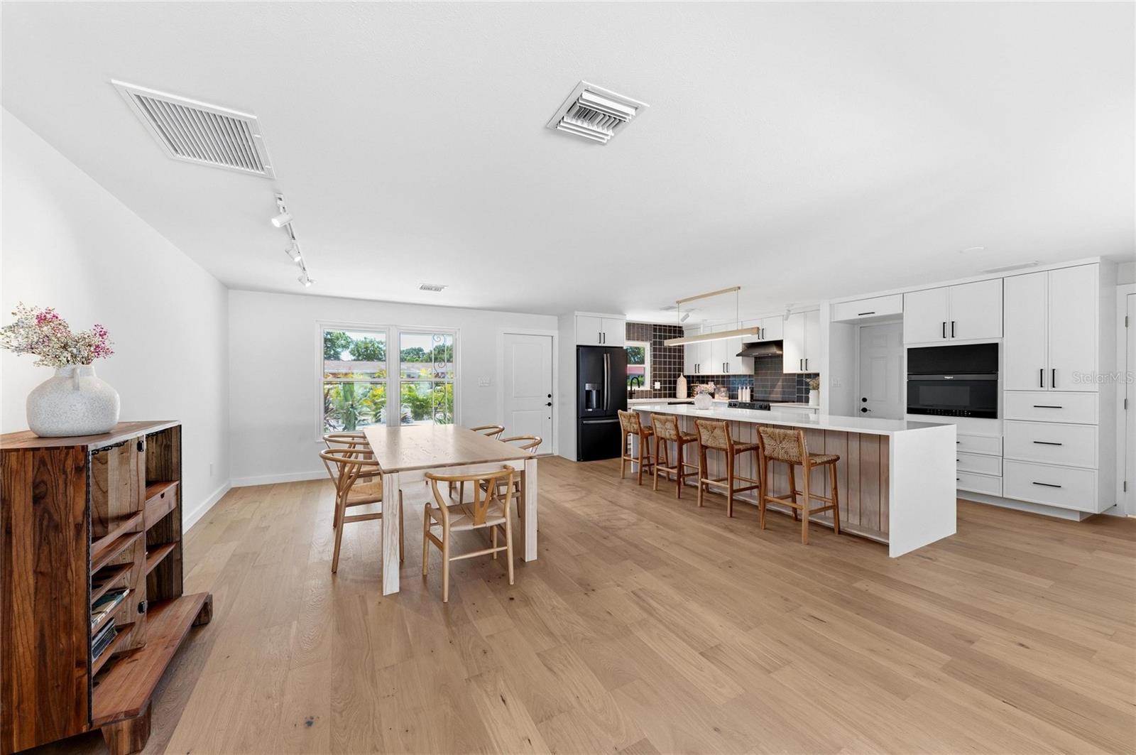 2513 CROTON AVE, SARASOTA, FL, 34239