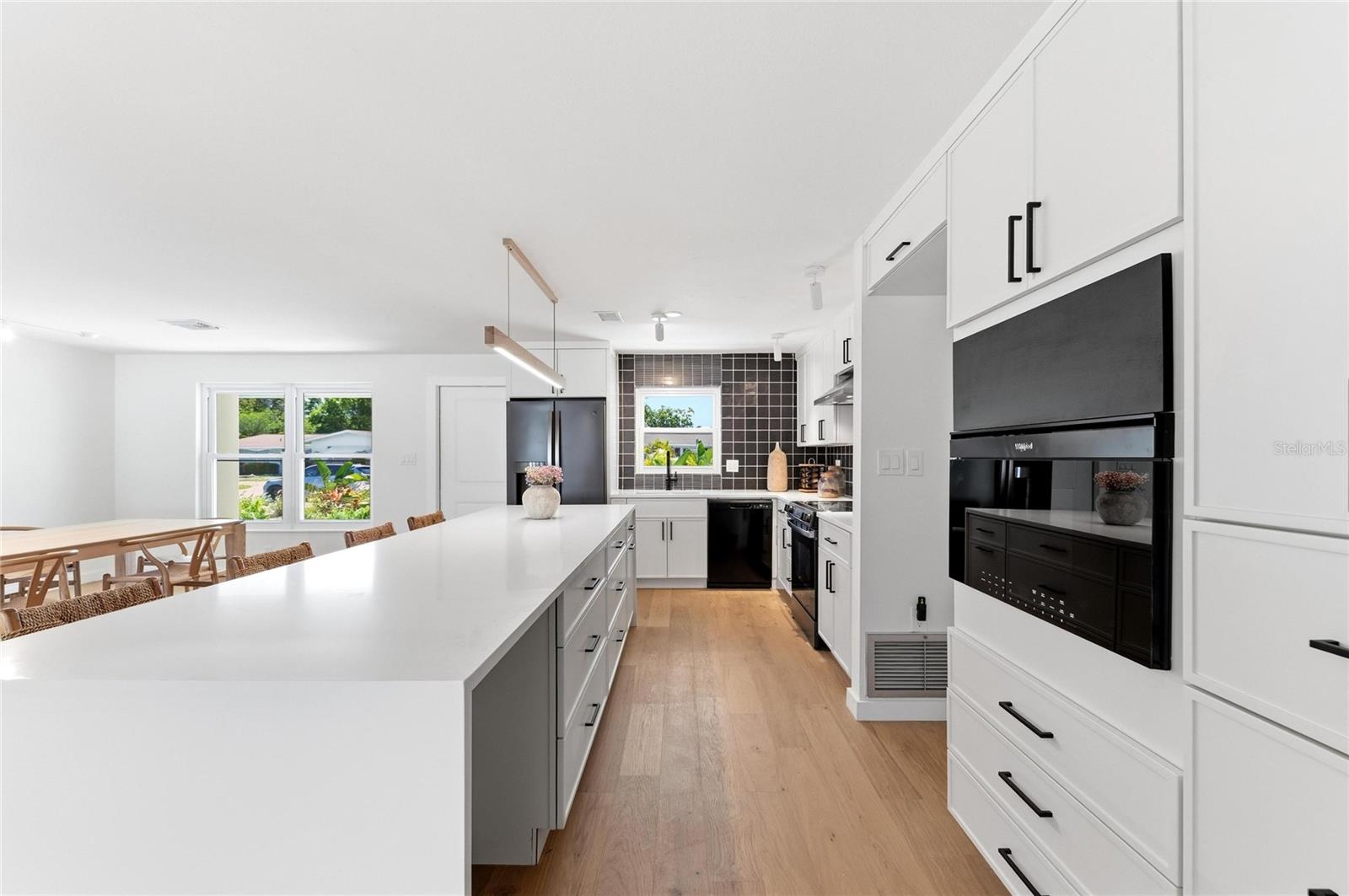 2513 CROTON AVE, SARASOTA, FL, 34239