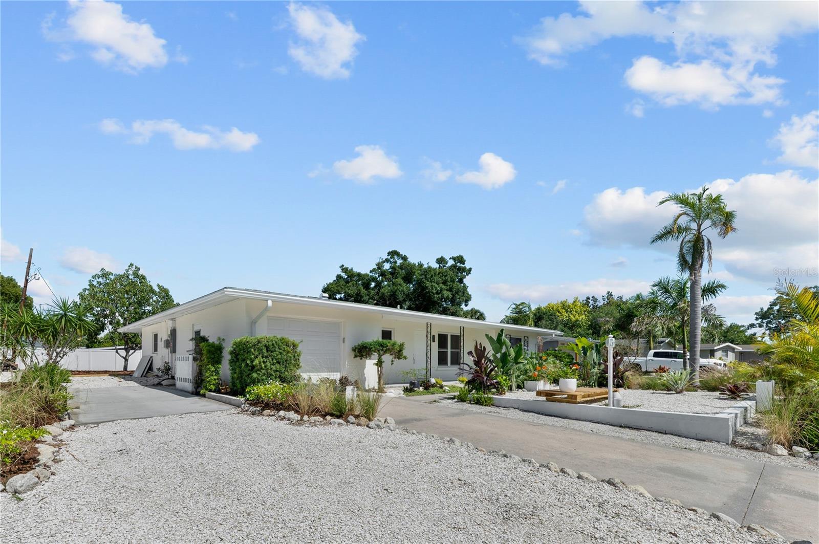 2513 CROTON AVE, SARASOTA, FL, 34239