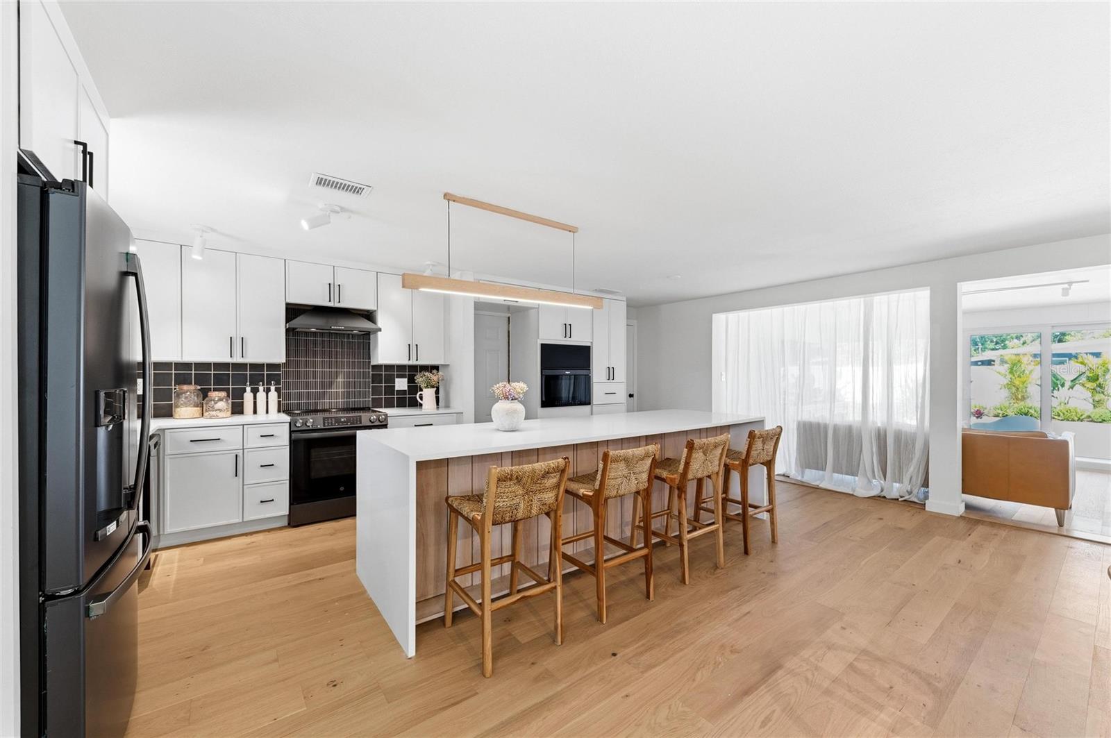 2513 CROTON AVE, SARASOTA, FL, 34239
